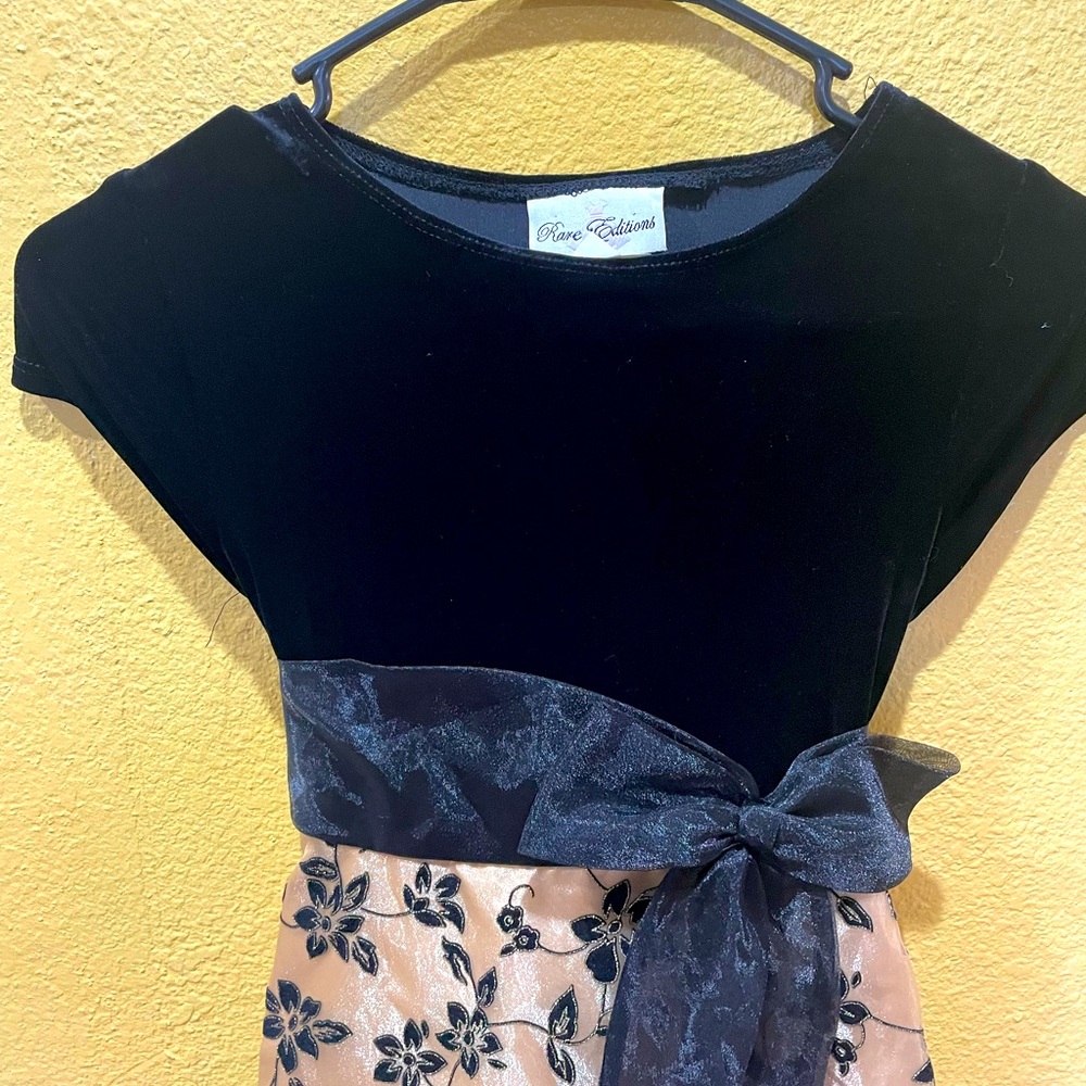Girls dress